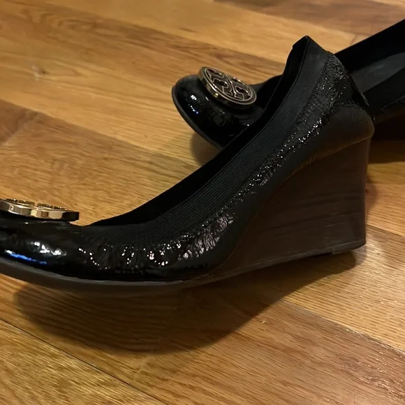 Tory Burch black wedge heels - very comfy! - Picture 2 of 4